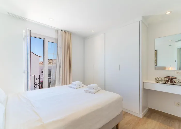 Townhouse El Naranjal Tatil Evi Marbella