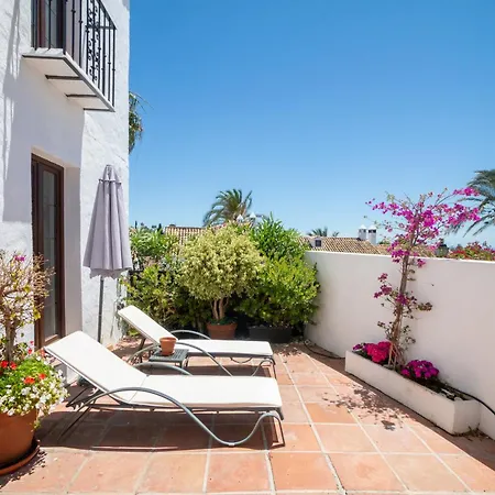 Townhouse El Naranjal 別荘